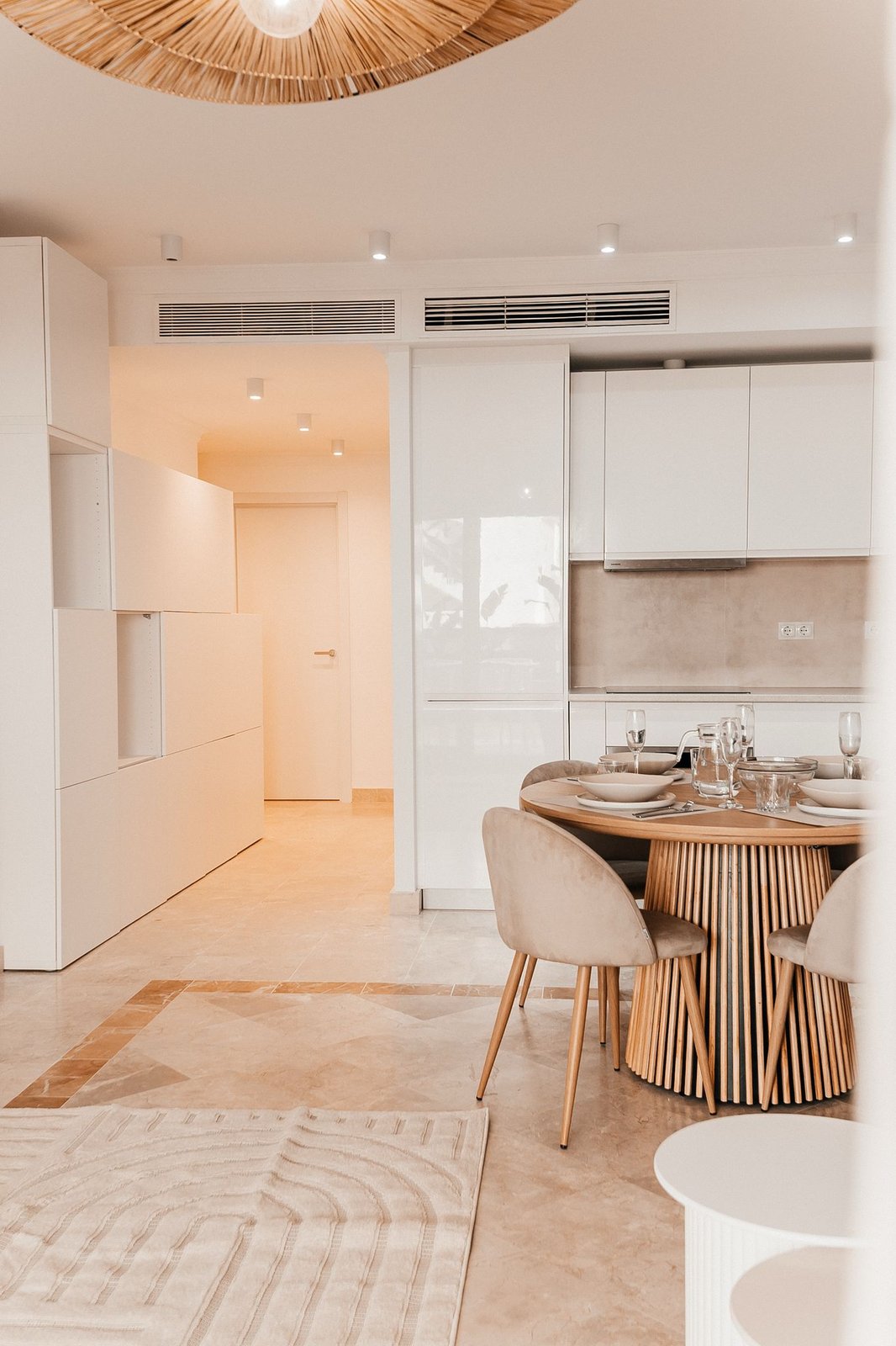 Cocina office y comedor